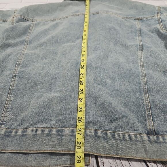 Midway Denim Jacket New Loose Fit Light Blue SIZE Large with pockets - Picture 9 of 10